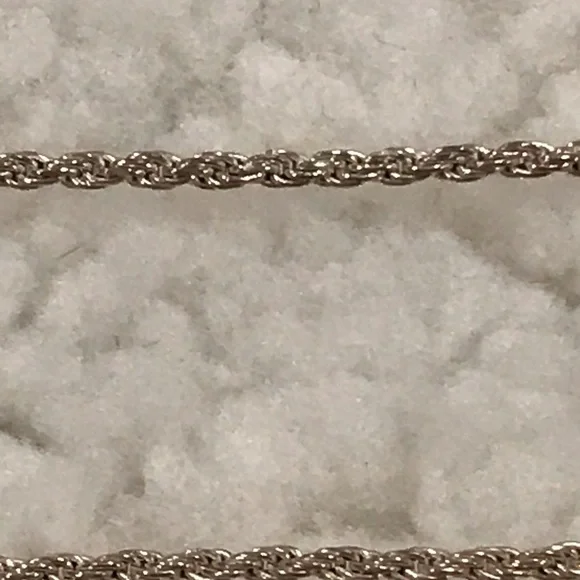 Sterling Rose Quartz necklace - Picture 11 of 11